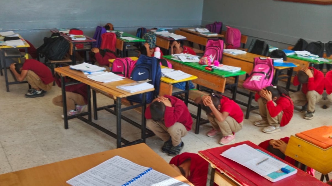 13 Ekim Dünya Afet Günü münasebetiylr ülkemiz genelinde yapılan deprem tatbikatını icra ettik.